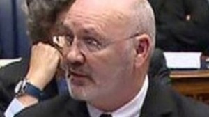 Maskey calls for gambling laws to be updated